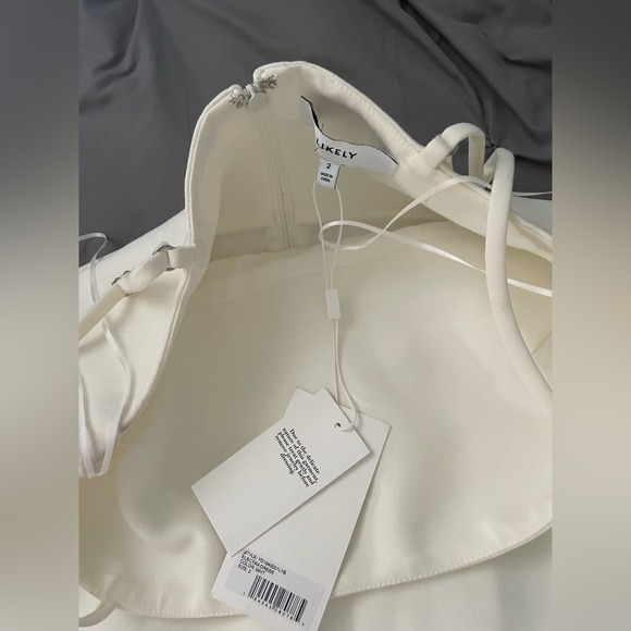 Revolve white dress with feathers and rhinestones - Picture 7 of 12